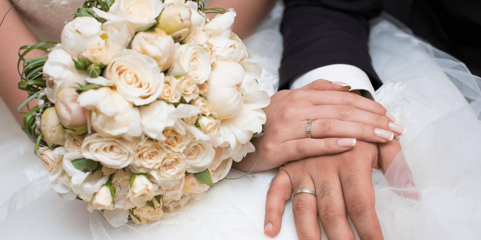 7 Creative Ways to Announce Your Name Change After Marriage